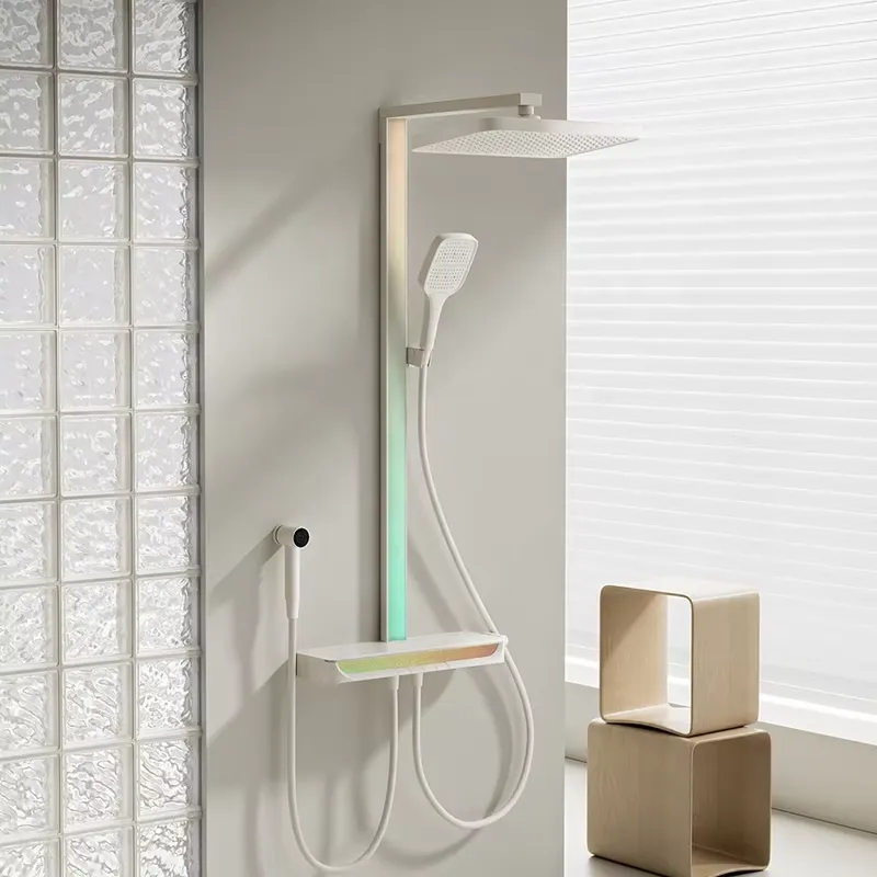 Home Bathroom - Messing Digitaler Wasserfall-Duschset Wandmontiert Regen-Piano Smart