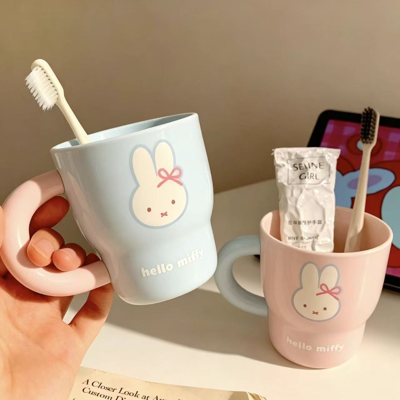 Miffy-Kaninchen-Cartoon-Muster – Home Edit Bathroom Bewertung und Preis