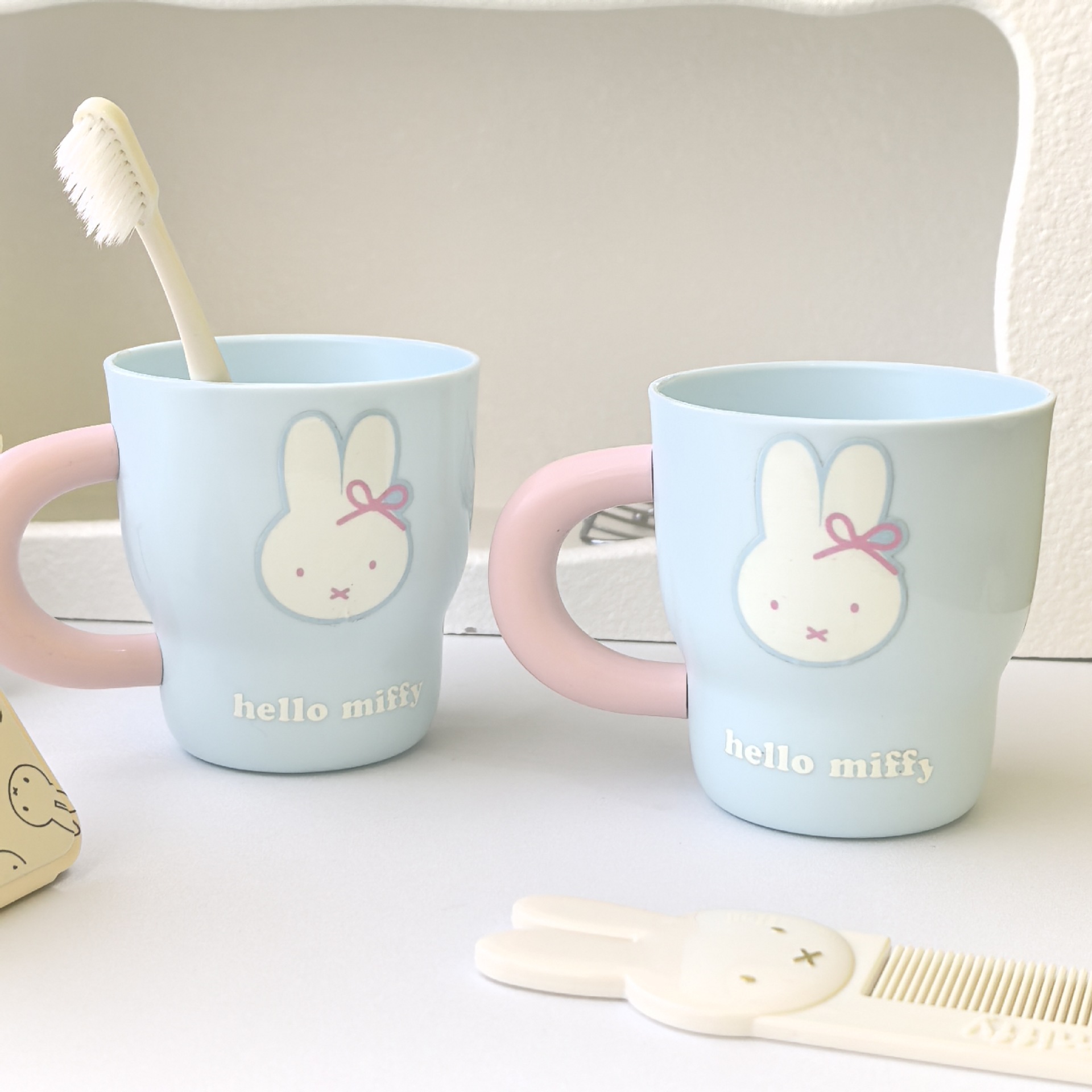 Miffy-Kaninchen-Cartoon-Muster – Home Edit Bathroom Bewertung und Preis