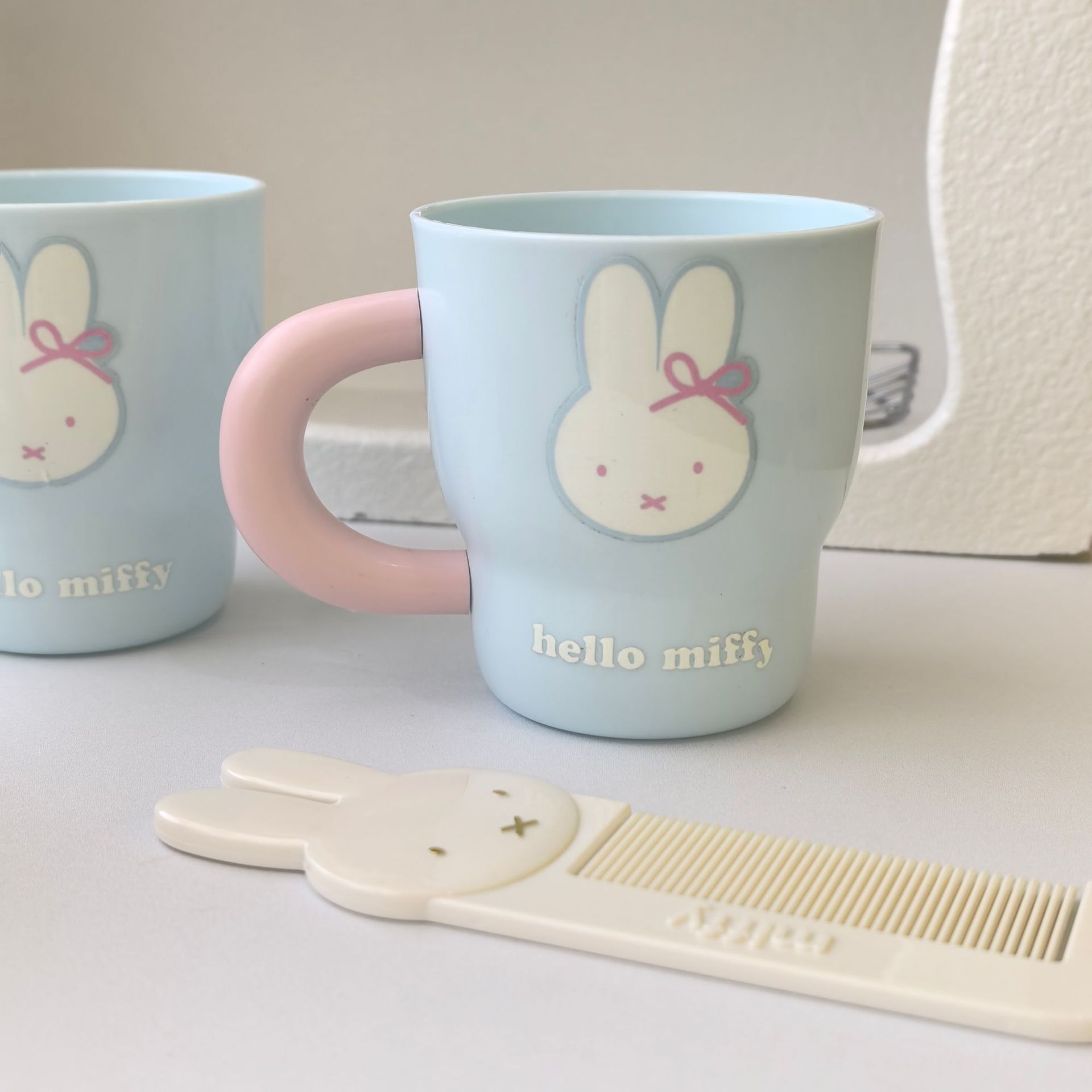 Miffy-Kaninchen-Cartoon-Muster – Home Edit Bathroom Bewertung und Preis